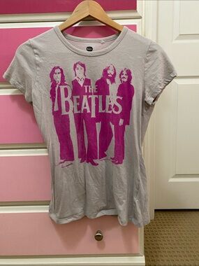 The Beatles pink and grey graphic t-shirt tee